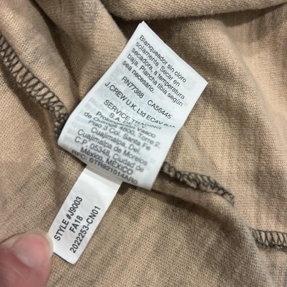 MadeWell Cottontail Camo Crop T-Shirt. Small - Picture 11 of 15